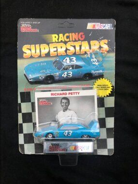 NWT Richard Petty 43 Racing Superstar